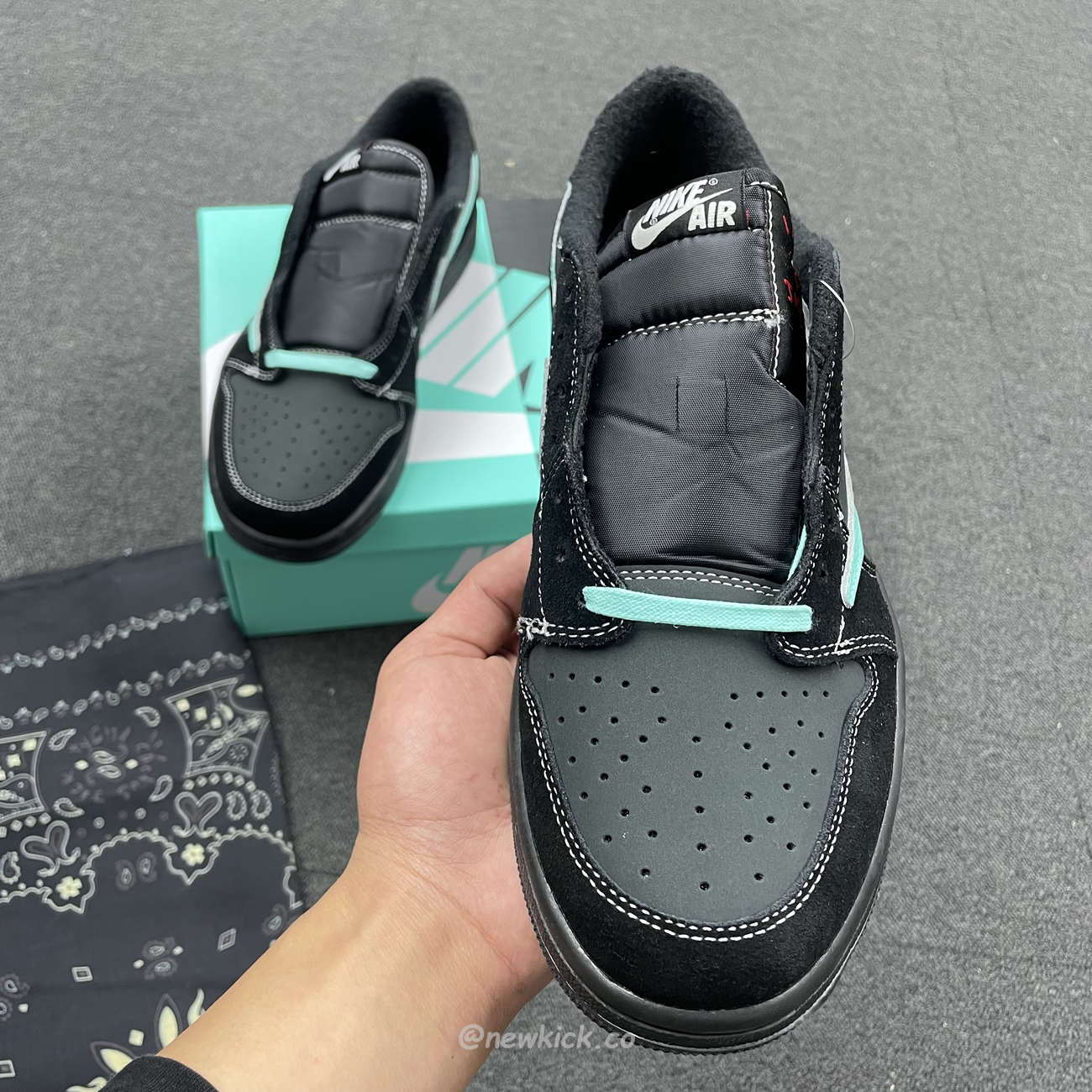 Air Jordan 1 Low Dazzles With Tiffany Cus Travis Dm7866 311 (3) - www.newkick.vip